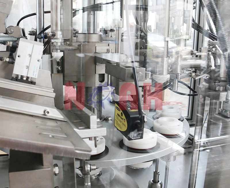 GF-400 Automatische Tubenf&uuml;ll- und Verschlie&szlig;maschine