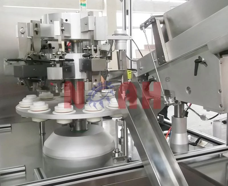 GF-400 Automatische Tubenf&uuml;ll- und Verschlie&szlig;maschine